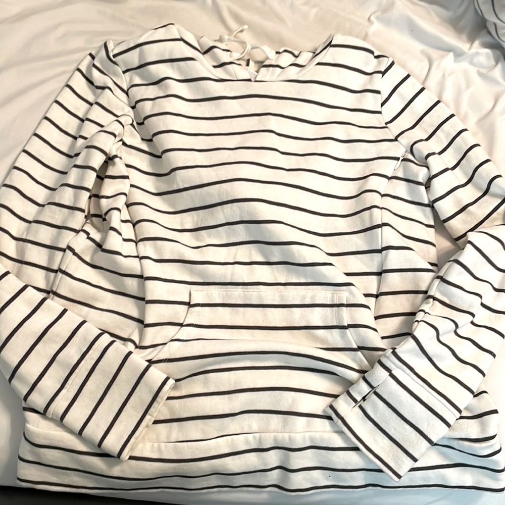 Motherhood Maternity Nursing Sweater